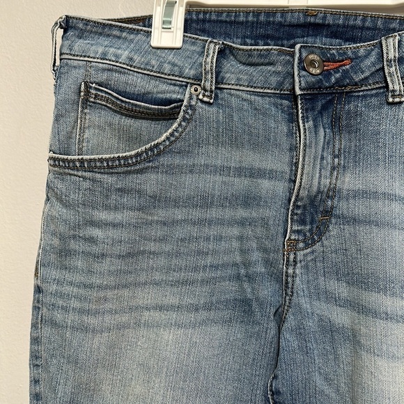 𝅺men’s Lee Modern Series Light Denim Jeans size 34x32 - Picture 7 of 11